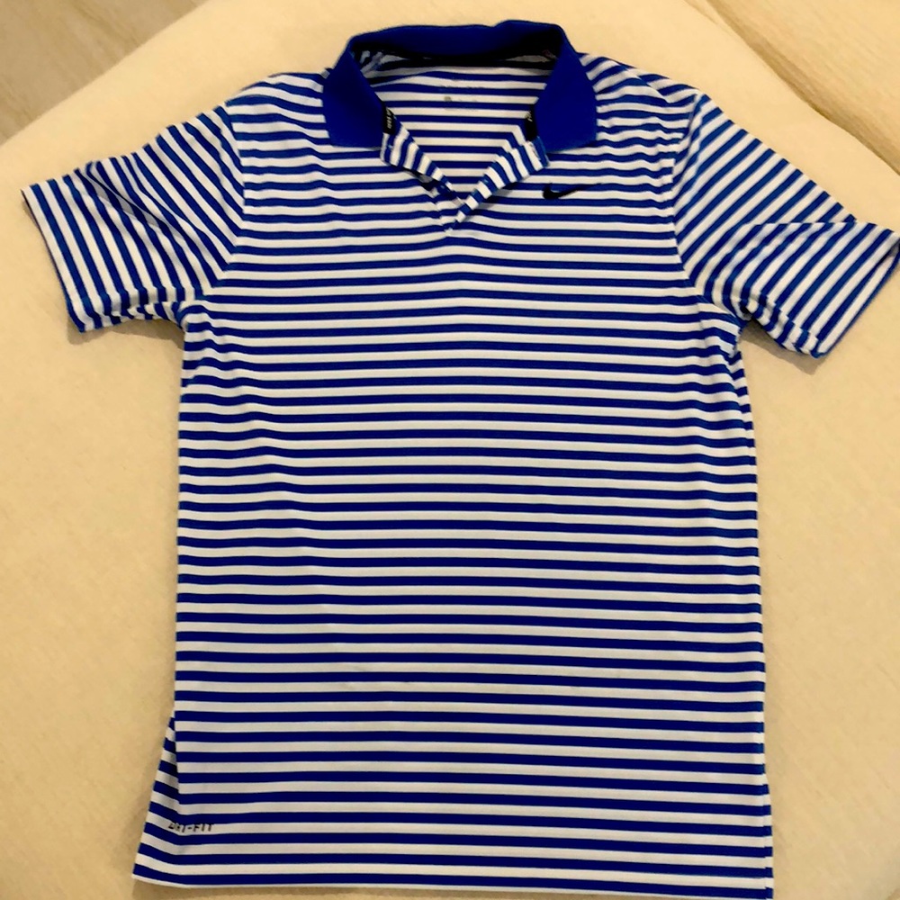 Nike dri-fit golf shirt size small